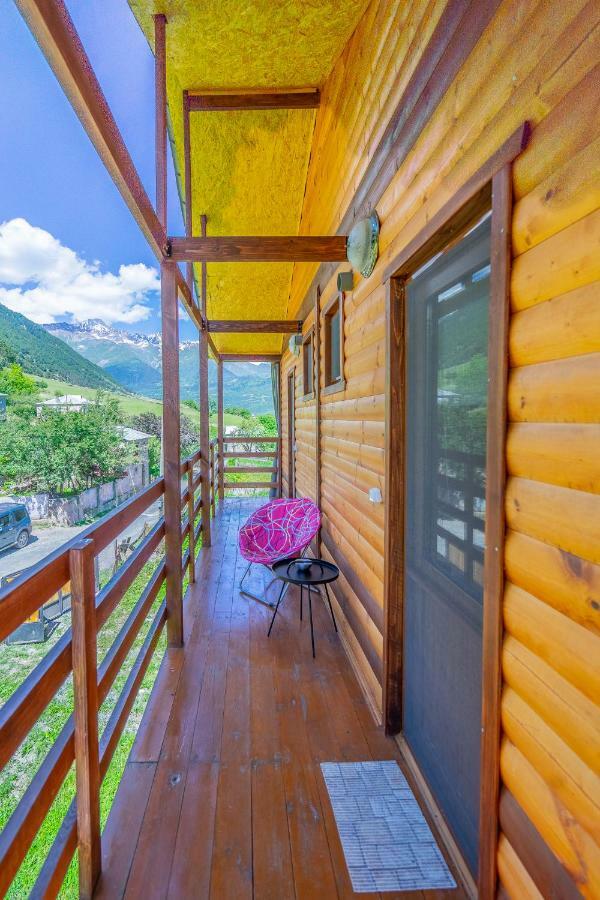 Badishi Guesthouse Mestia Luaran gambar